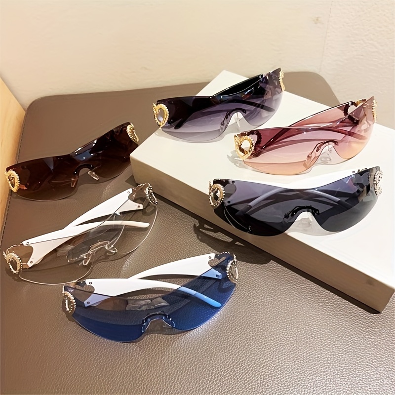 

2pcs One-piece Rimless Fashion Glasses Wrap-around Cycling Fashion Glasses Heart-shaped Decorative Women's Glasses, Y2k Fashion Sun Protection For Music Festival