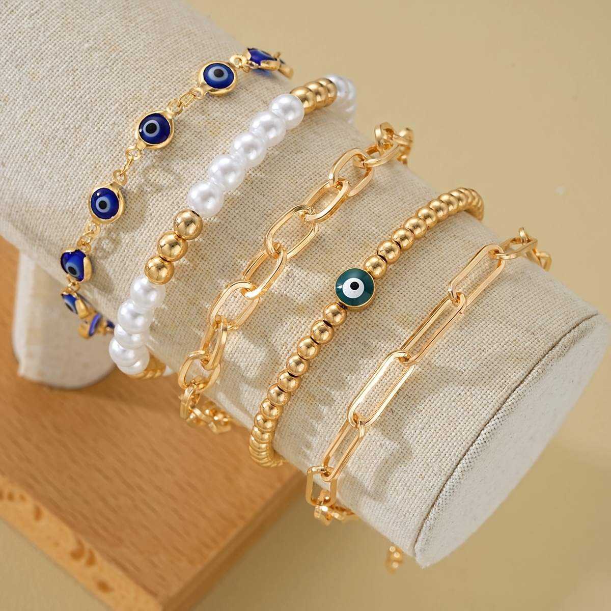 TEMU 5 piezas de pulsera de moda para mujer, lujo, fácil, versátil, estilo old money, ojo , de perlas, cuenta redonda, cadena cuadrada, adecuada para