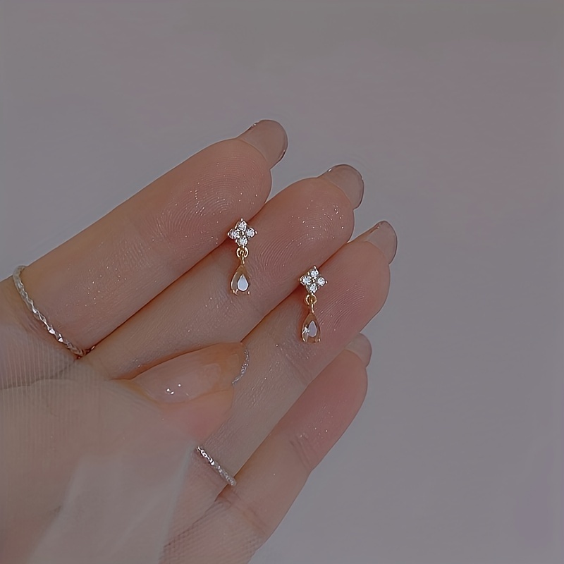 1 pair vintage elegant teardrop synthetic cubic zirconia - Temu