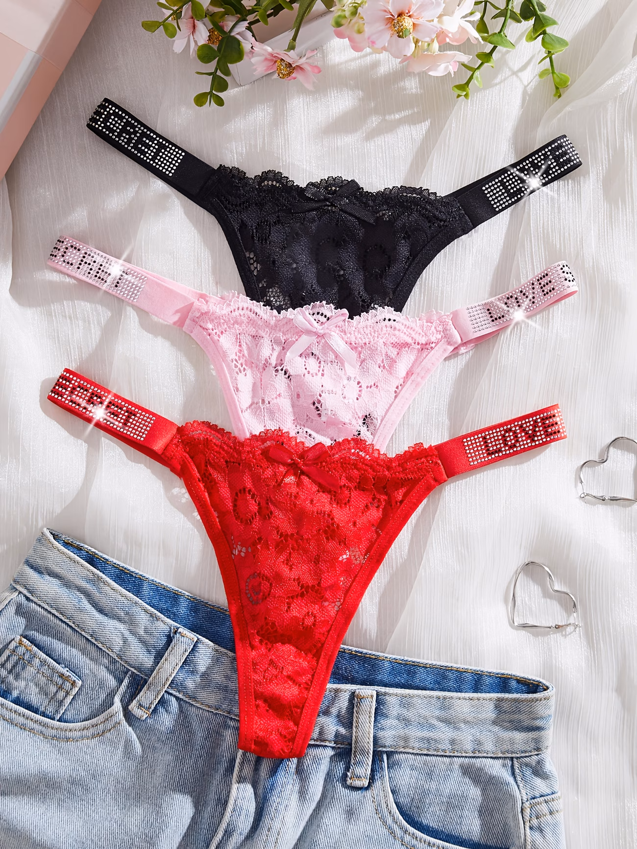 3 pièces string lettres imprimées , dentelle couture taille basse, cu semi-transparente confortable et Détails du produit 2