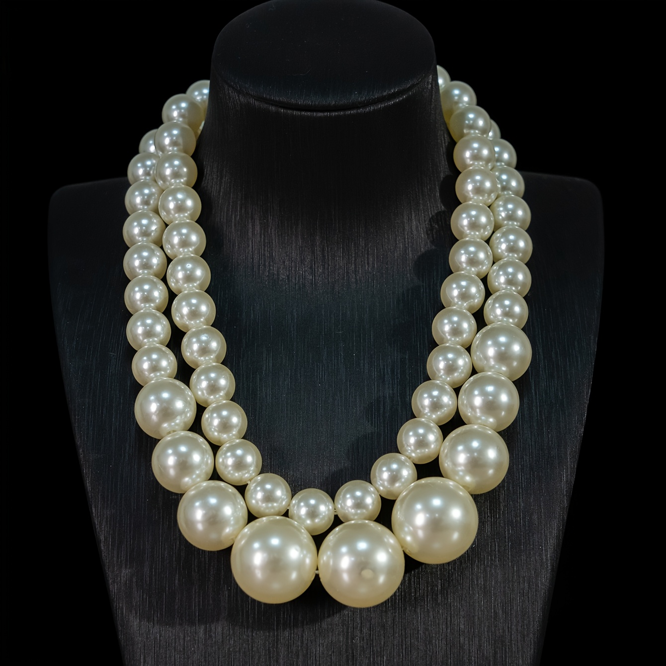 Exaggerated Large Pearl Choker Layered Necklace