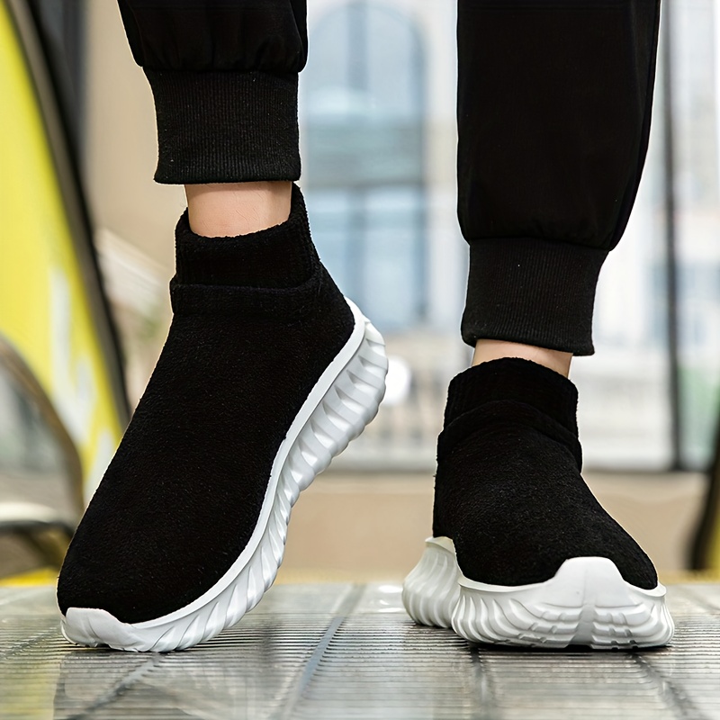 New Winter Collection of Thick-Soled Oversized Unisex Shoes, Warm Mid-Top Couple Shoes, Easy Slip-On Soft Casual Walking Shoes