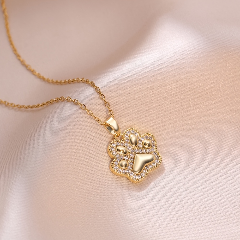TEMU A Stylish And Cute Cat Paw-shaped Pendant Necklace For Women, Made Of Copper With Synthetic Zirconia, Featuring A Stainless Steel Chain, Perfect