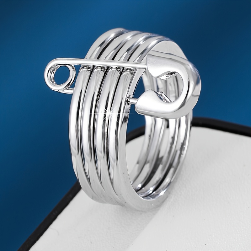 Gender-Neutral Ring That Splits For Custom Design