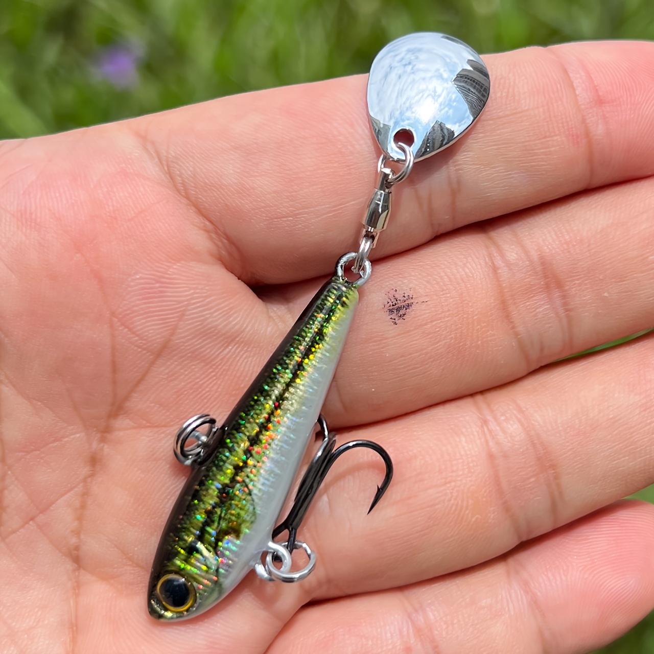 Metallic Sequined Vib Fishing Lure Fake Bait