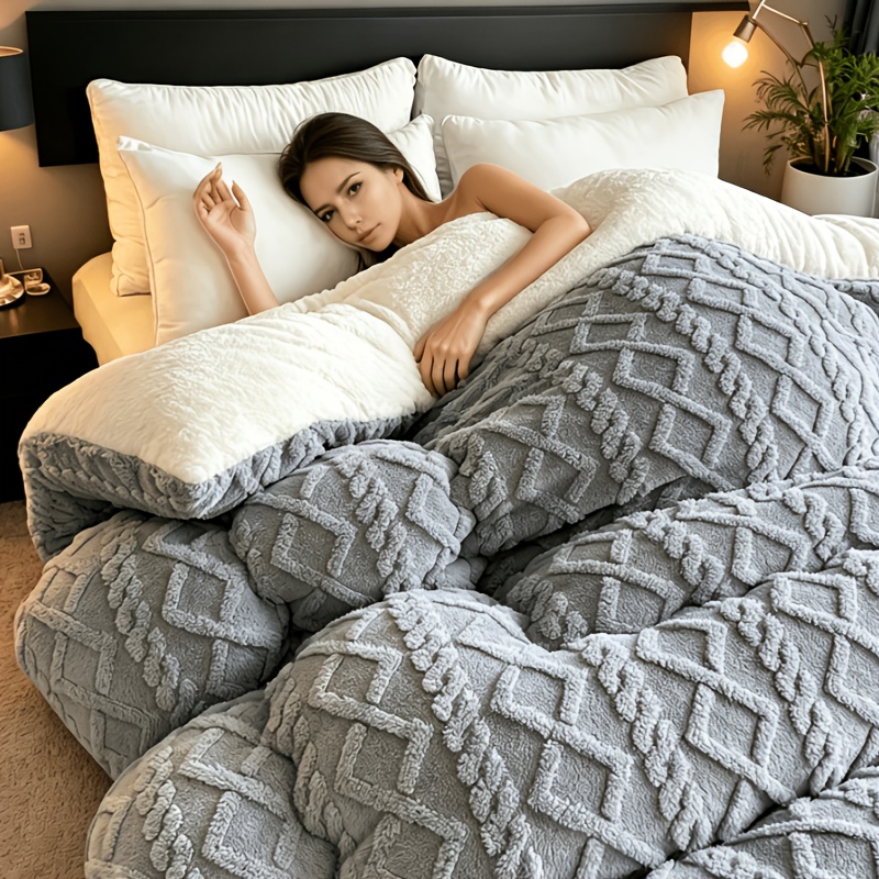 TEMU Winter Velvet Thick Quilt: A Warm, Soft, And Comfortable Blanket Suitable For All . In 5 Sizes Ranging From Single To King, It Features A