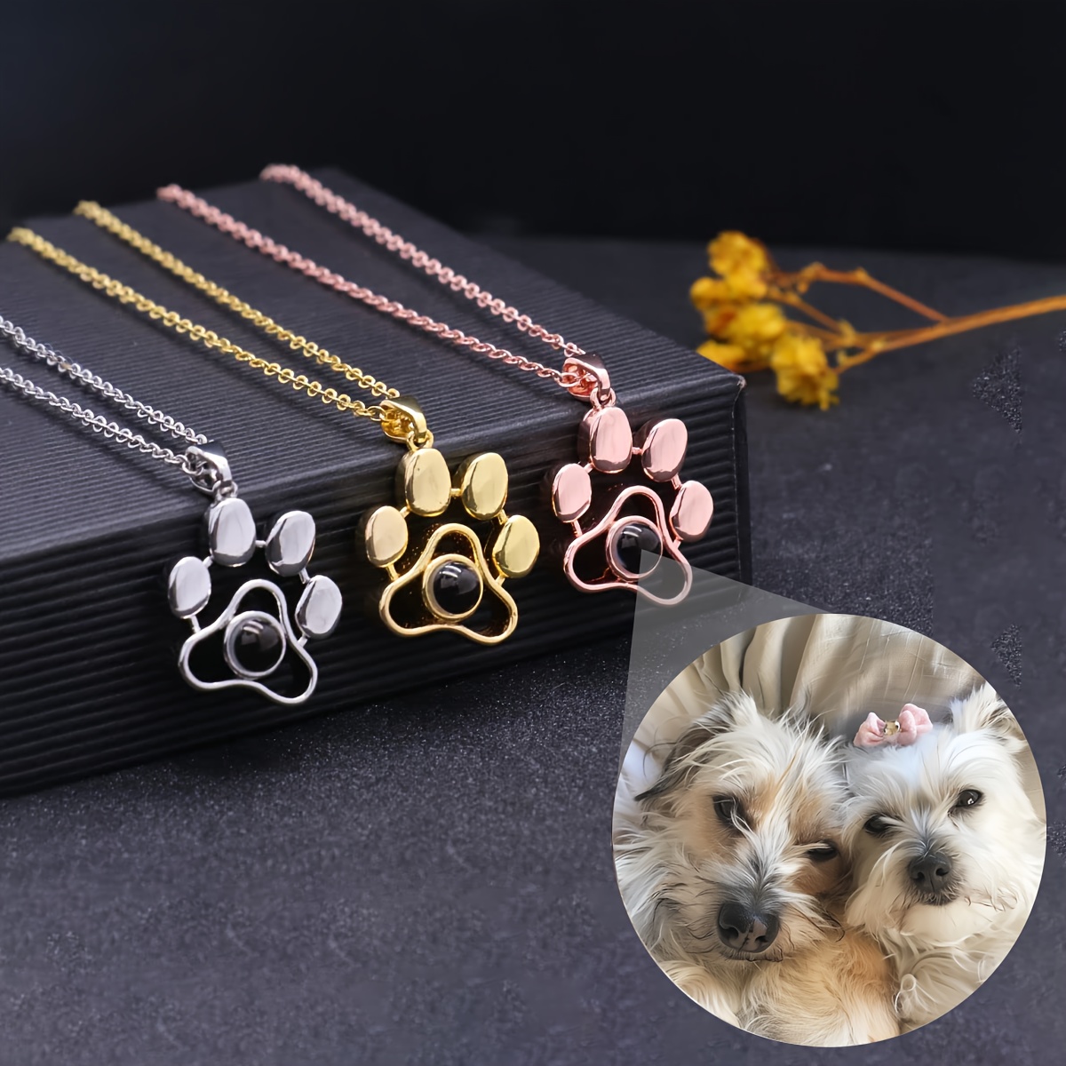 

Customized Colorful Image Projection, A Lady's Fashionable Pendant, A Simple And Cute Dog Paw Pendant, Pure Copper Necklace, Suitable For Daily Wear, Birthday, Valentine's Day Gift.