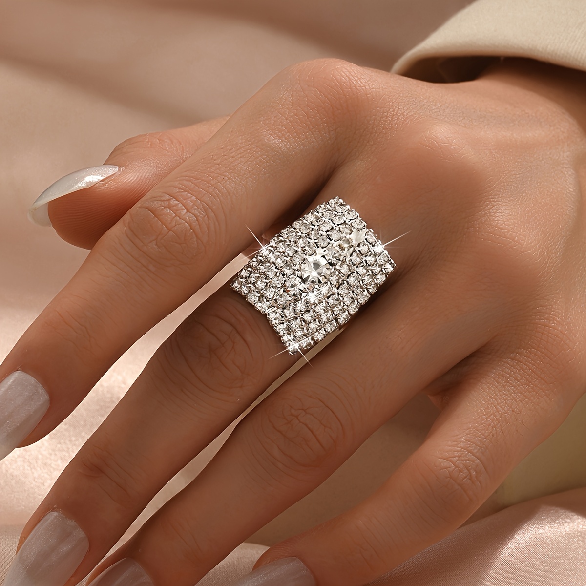 TEMU Geometric Bride Women's Ring Sexy Jewelry Ring Suitable For High-end Evening Gowns, High-end Banquets, Weddings