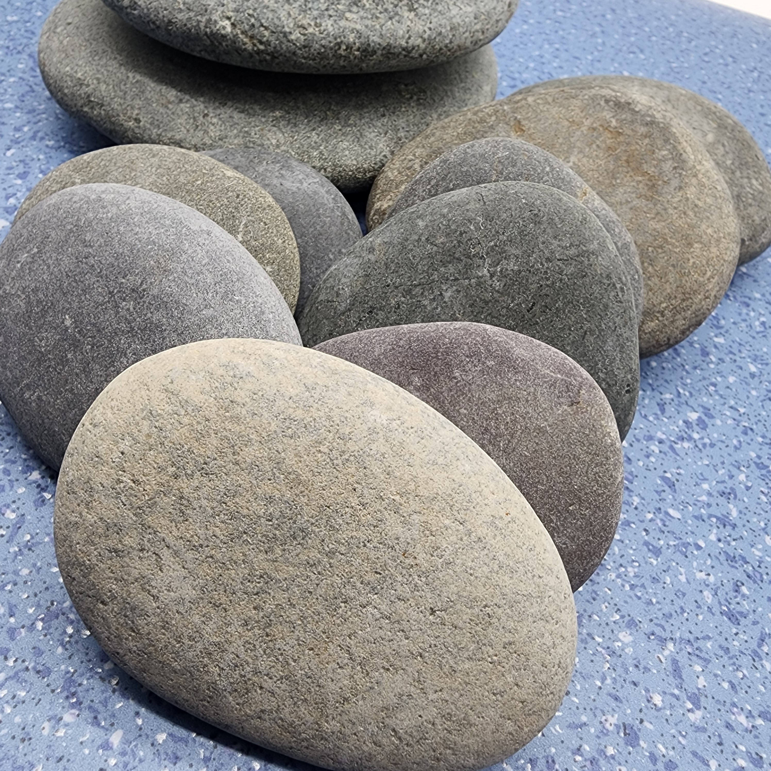 阿波の青石 庭石 日本庭園 庭園資材 盆石 ガーデニング 希少材 盆栽 33kg 阿波の青石 庭石 日本庭園 庭園資材 盆石 ガーデニング 希少材 盆栽