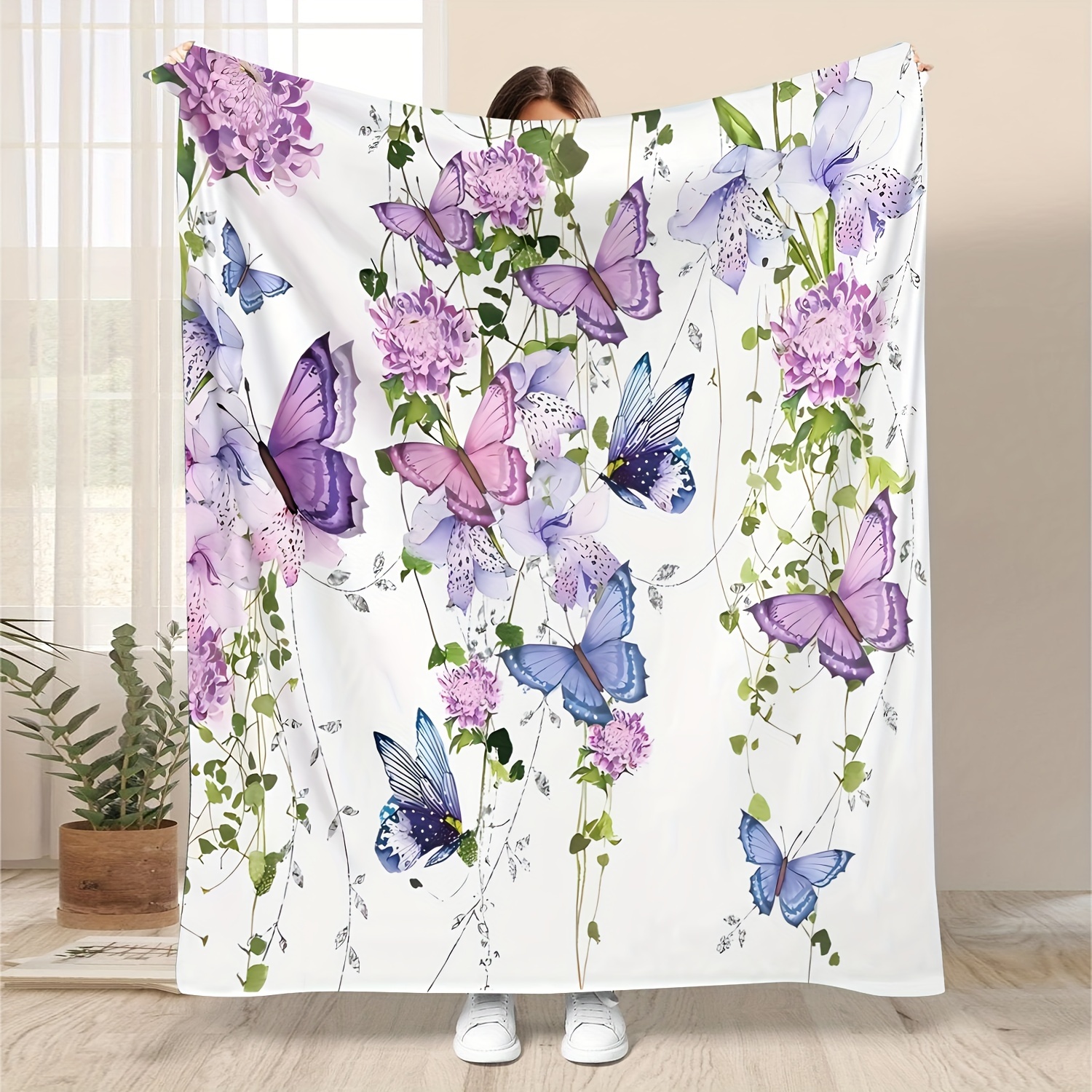 

Cozy Butterfly & Floral Flannel Throw Blanket - Soft, Warm, And For Couch, Bed, Office, And Travel