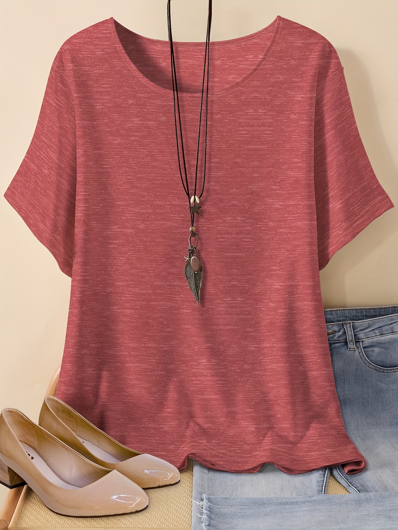 Plus Size Basic Solid Crew Neck T-Shirt, Casual Short Sleeve T-Shirt For Spring & Summer, Women's Plus Size Clothing