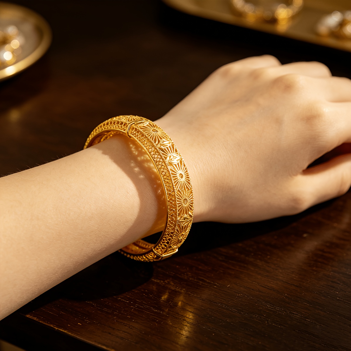 TEMU Fashion Bracelets Are Suitable For East And Dubai. Feature European And American Jewelry Styles, Luxurious Ethnic Designs, And Wedding Ring