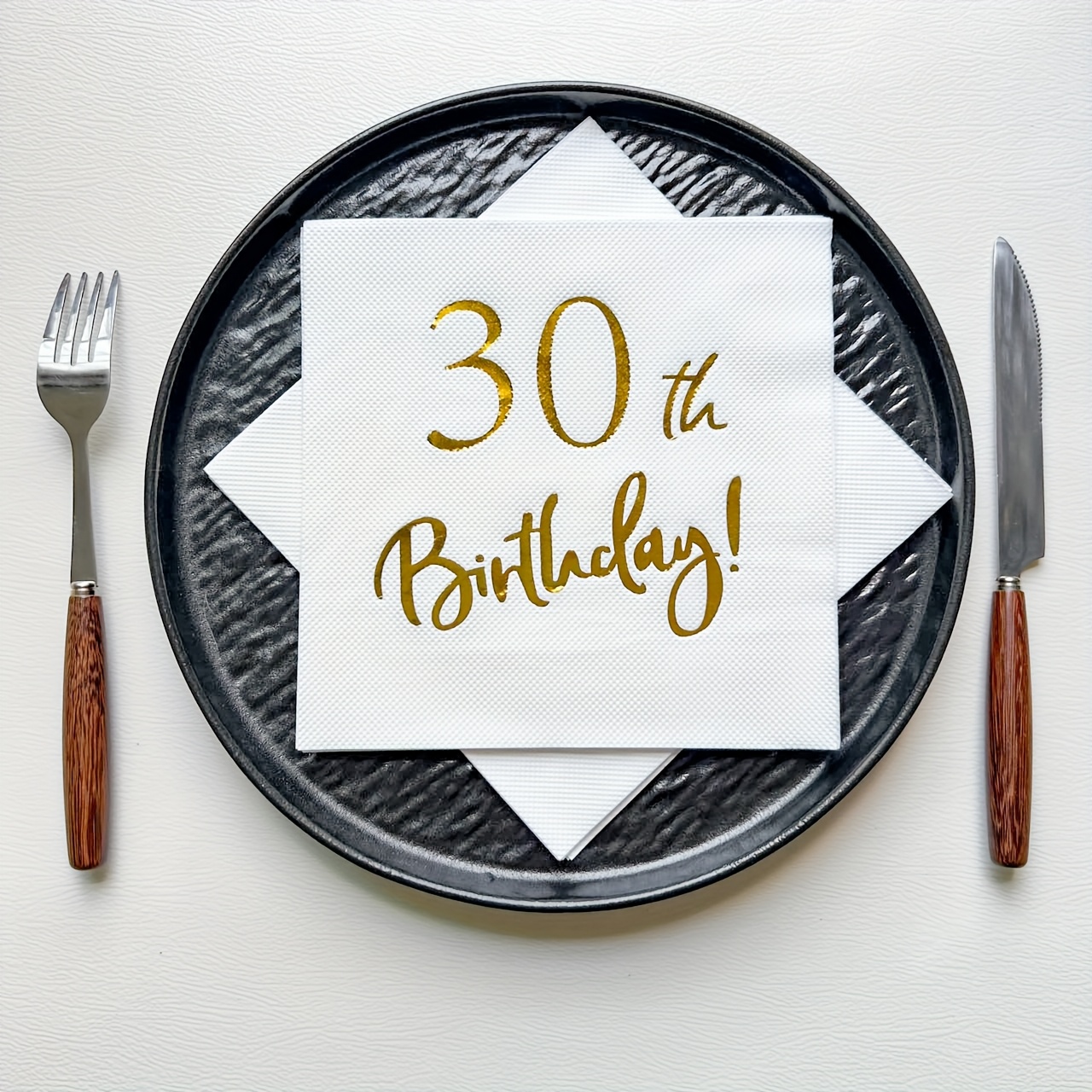 20pcs/pack, Hot Stamping Pattern Old Pattern Wood Double-layer Disposable Paper Towel (6.5*6.5inch), Suitable For Birthday Party Party Etc.