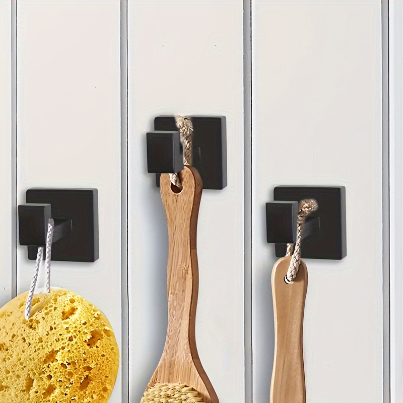 Set Of 2/4 Stainless Steel Hooks For Hanging Towels, Bathrobes, Clothes, Hats, Etc. Wall-mounted Design, High-end Bathroom Accessory, Perfect For Christmas/Halloween Gifts.