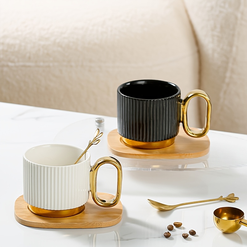 1Set Light Luxury Coffee Cup Set with Saucer And Spoon, Elegant Striped Design Ceramic Matcha Cup Espresso Cup with Bamboo Wood Saucer, Exquisite Breakfast Cup Saucer Spoon Set for Coffee Milk Juice Cocoa Matcha