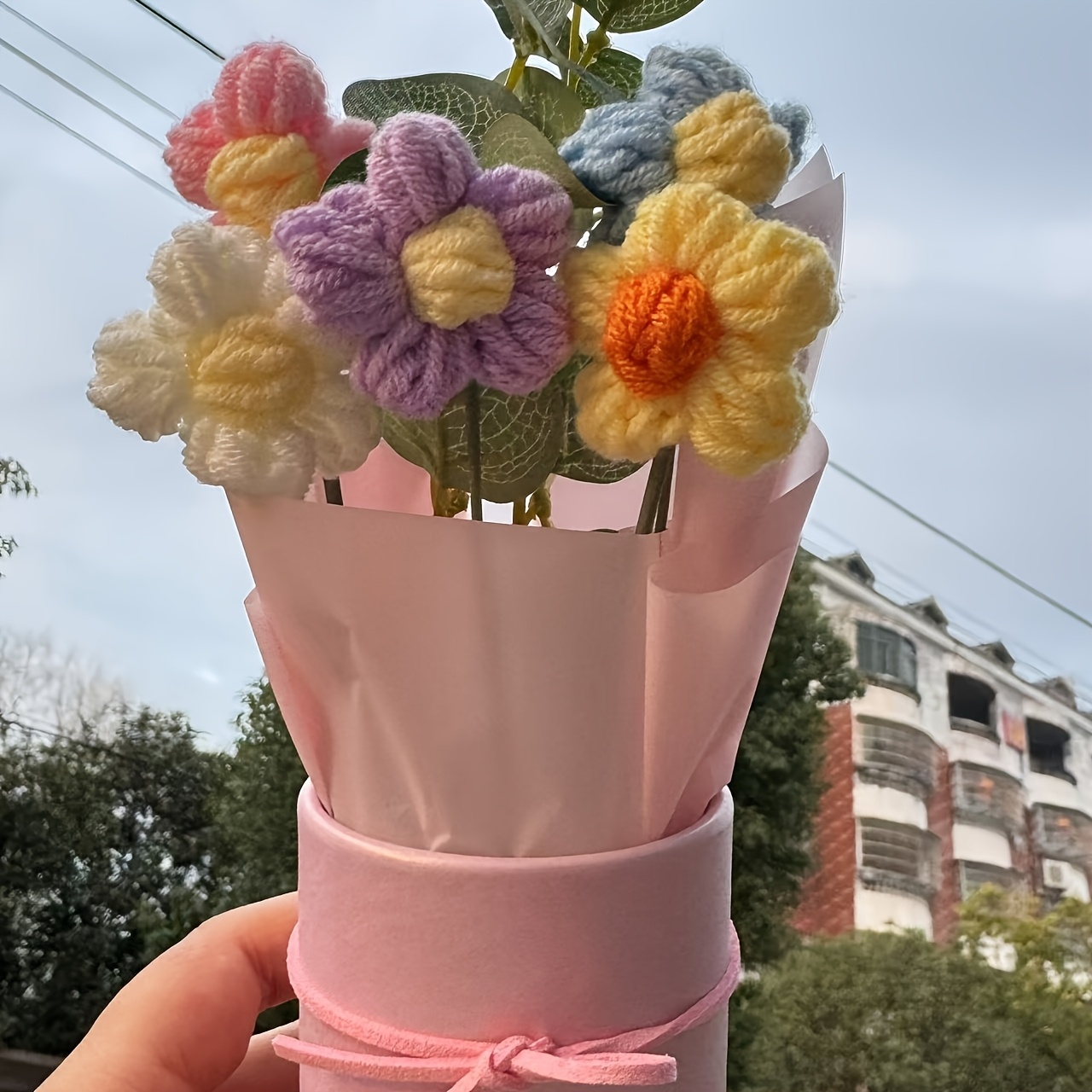Image of Flower Bouquet, Artificial Flowers, Knitted Puff Flowers, Finished Product, Handmade, Perfect For Christmas, Birthday Gifts, Or To A , Or For Corporate Events, Halloween Decor