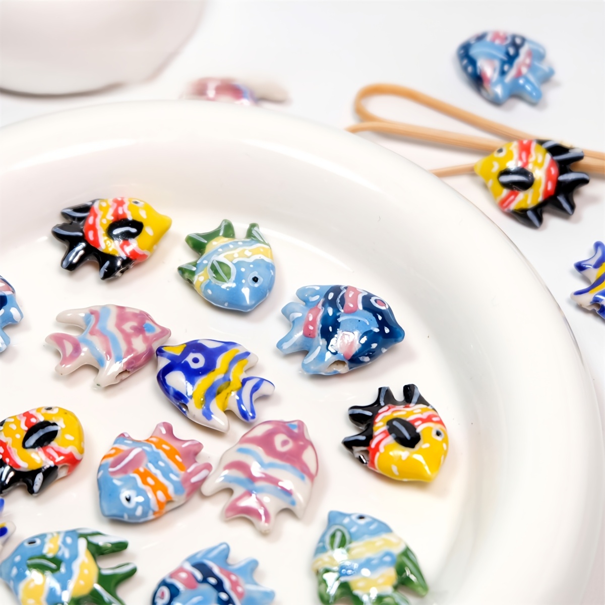 5pcs Multicolor Shaped Ceramic Beads - Color-changing Suitable For Diy Making, Marine-themed Necklaces, Bracelets, Earrings & Keychains - Fish-shaped Ceramic Beads For & S