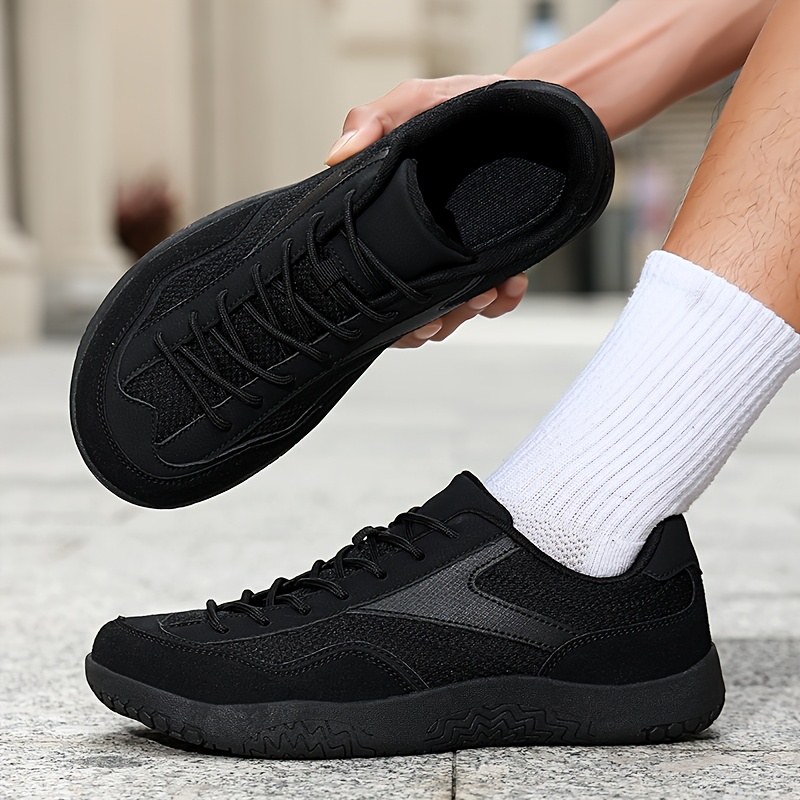Men's Oversized Breathable Mesh Wide Toe Running Shoes