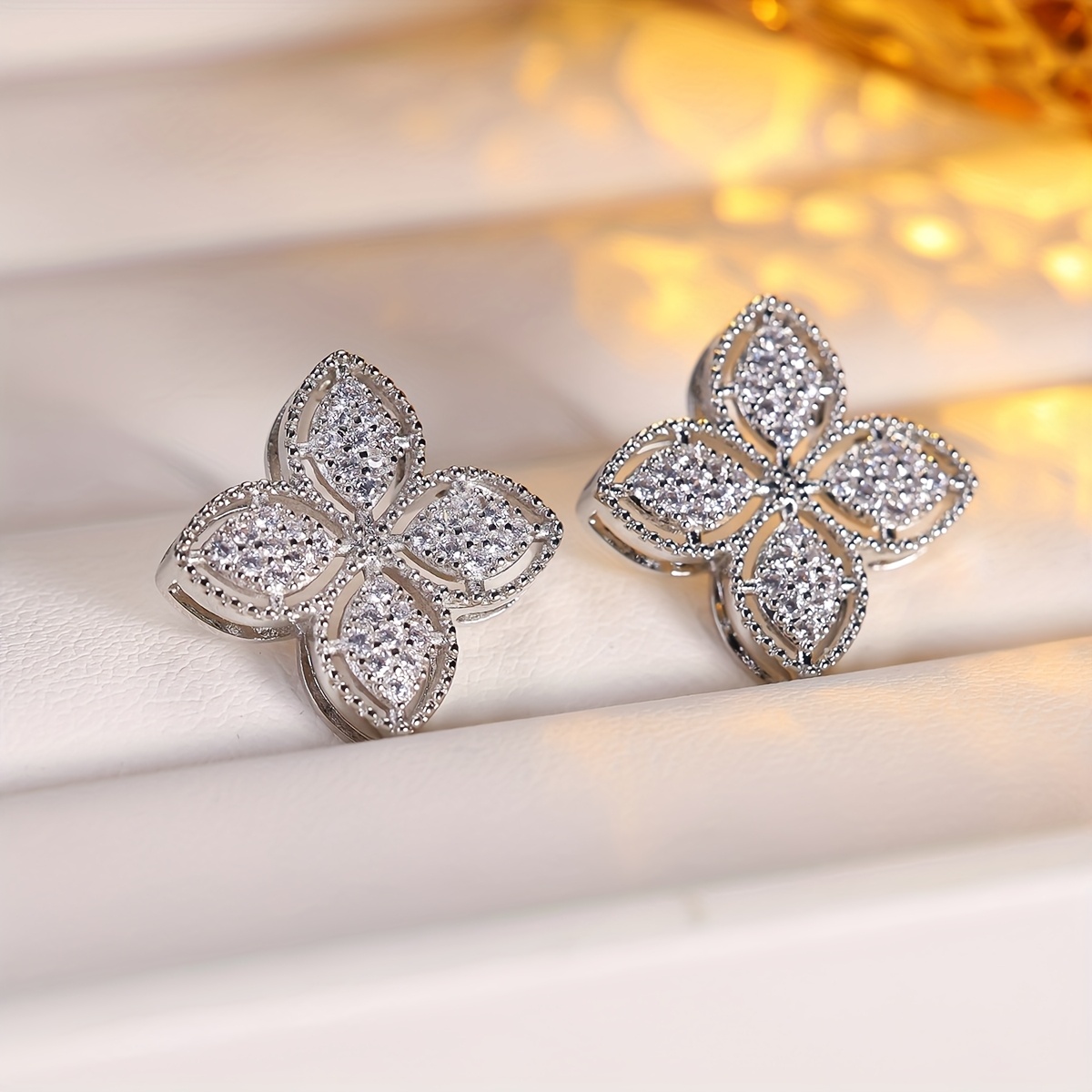 TEMU 1 di orecchini a eleganti e d', nuovi orecchini a clip di grande successo, accessori per orecchie