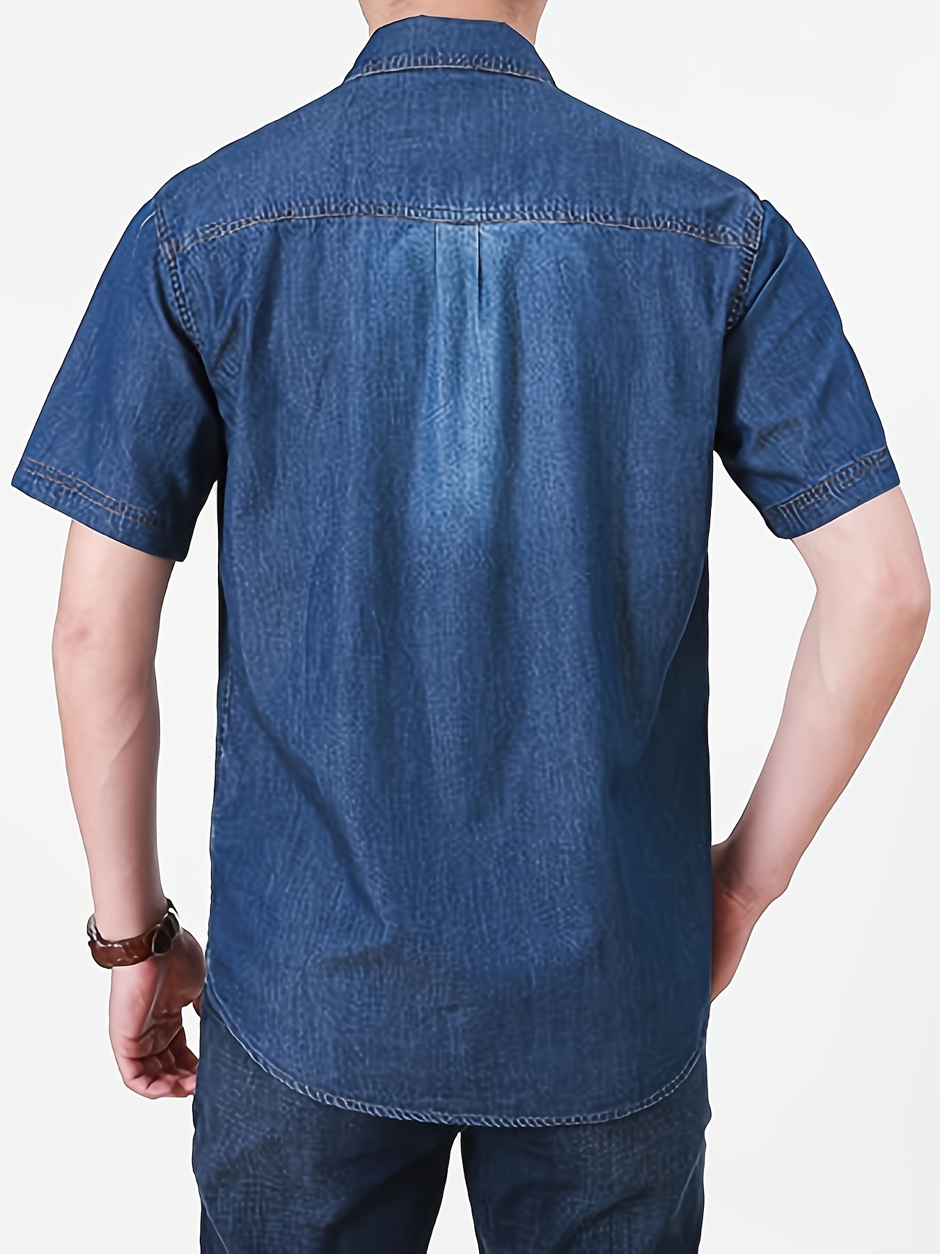 1pc of Retro Fashion Denim Short-Sleeved Shirt, Thin Style, Men'S Casual Multi-Pocket Workwear Denim Shirt. High-Quality Material, Soft And Comfortable, Wear-Resistant, Durable, And Wrinkle-Resistant. Two Chest Pockets Design