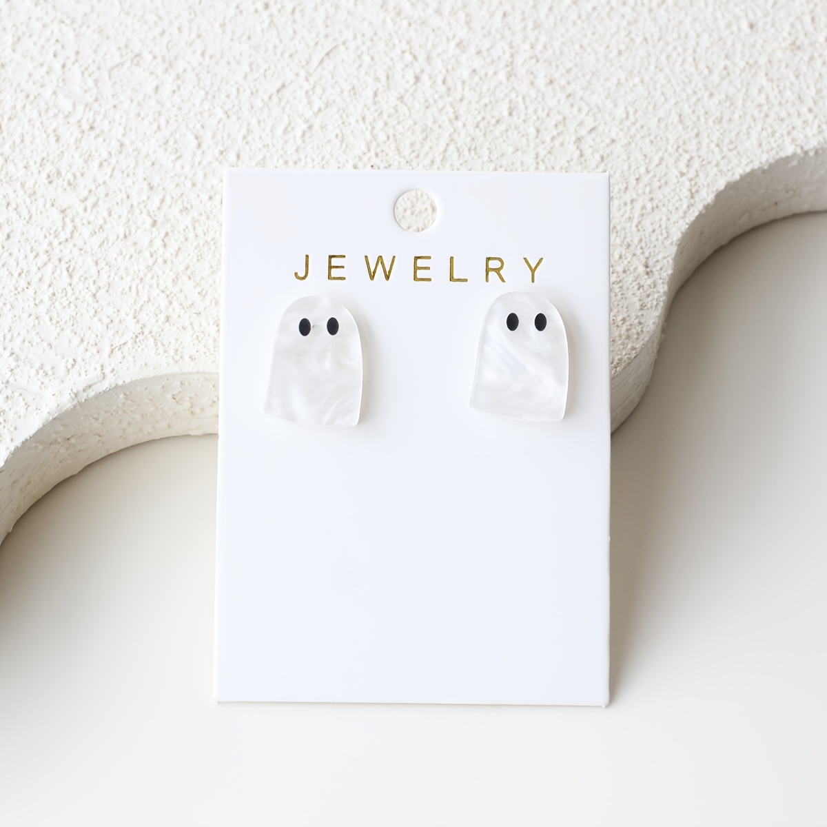 TEMU Halloween White Acrylic Women's Stud Earrings, Glossy Elegant Cute Suitable For Parties Celebrations Holiday Gifts