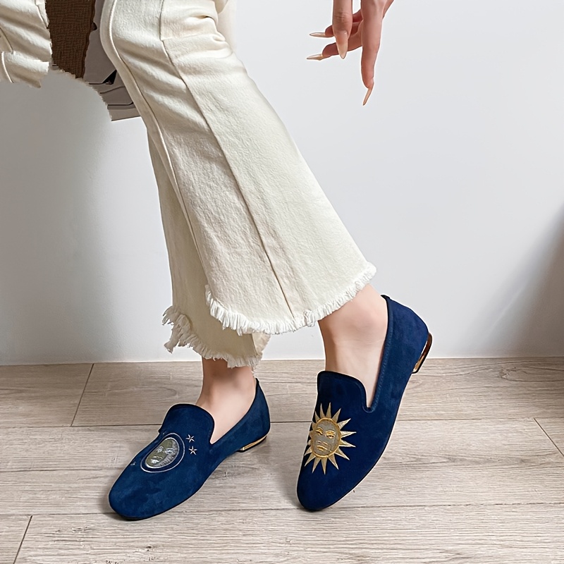 

Yxd313 Blue European And Exquisite Embroidered Slip-on Flat Soft Loafers Casual Walking Shoes