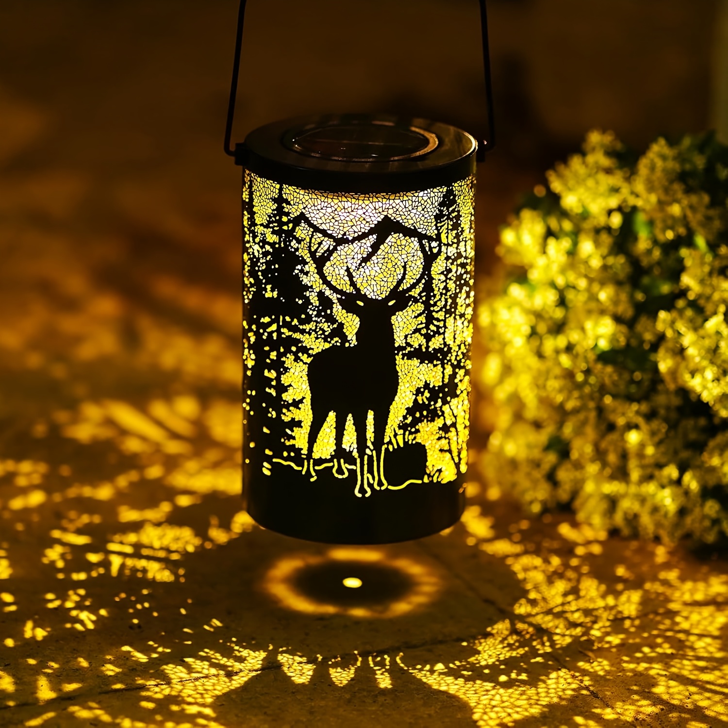 TEMU Half A Pack Of Vintage Metal Solar Lantern Featuring A Forest , Led Light Rated Ip65, With Key Control, Perfect For Autumn, Halloween, And