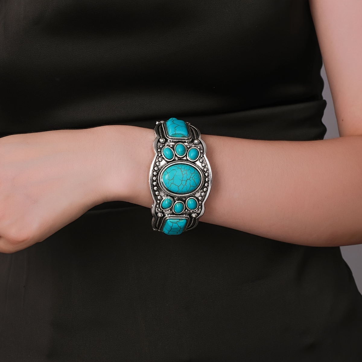 

1pc Vintage Style Turquoise Open Cuff Bangle Bracelet Style Hand Bangle Jewelry Decoration