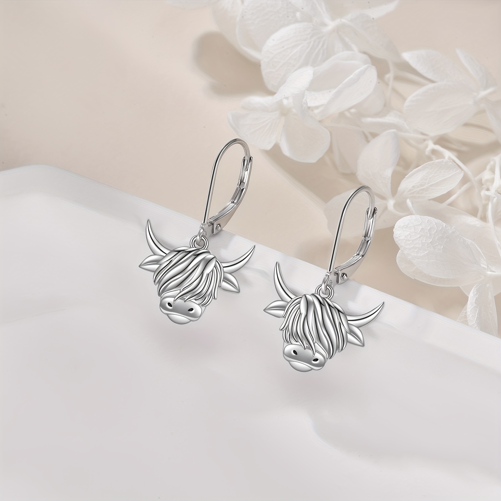 Women's Sterling Silver Highland Cow Leverback Dangle Earrings
