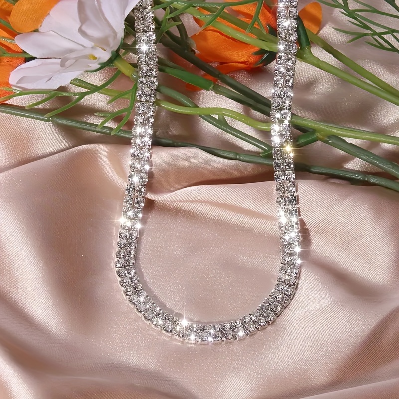 Rhinestone Choker Necklace for Women, Fashionable Copper