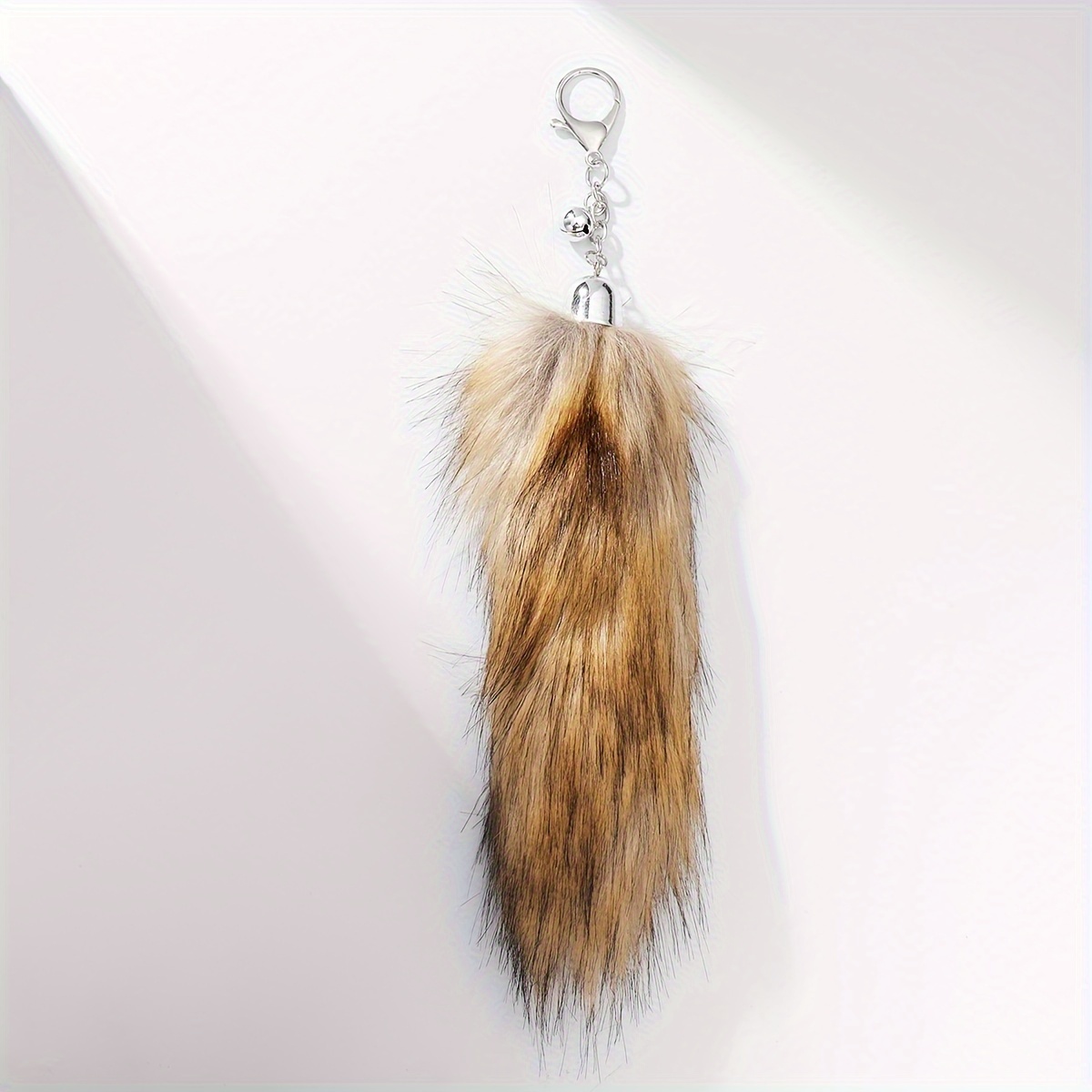 

1pc, Faux Fox Tail Keychain For Men, Fluffy Fur Pendant Car Key Ring, Bag Accessory, Memorable Gift For Friends