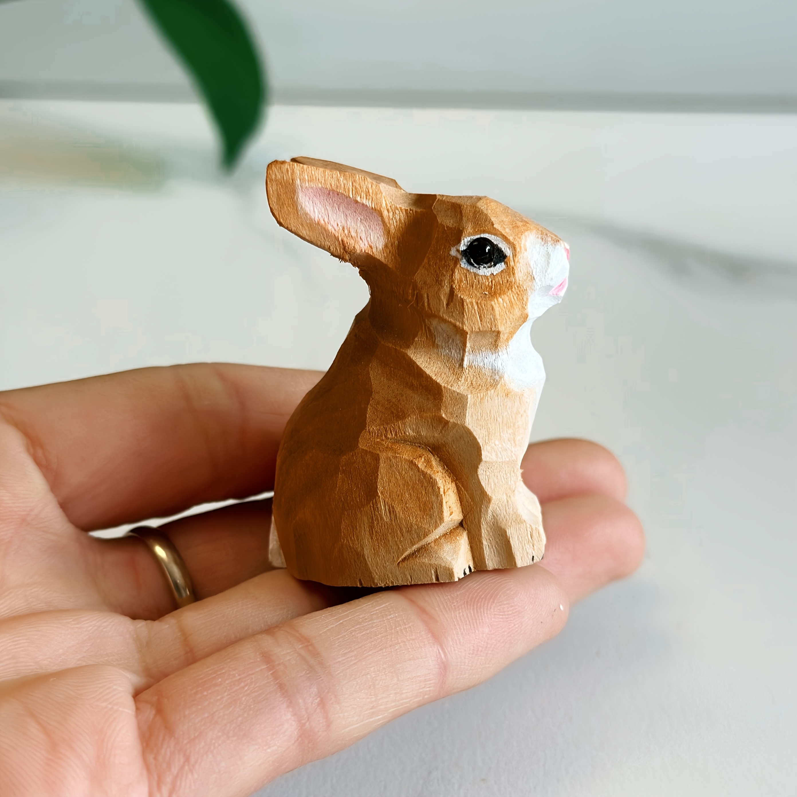 Image of Cute Bunny Shaped Wooden Painted Sculpture, Desktop Ornament, Animal Theme, Living Room, Bedroom Handicraft Decoration, Easter Valentine's Day Gift