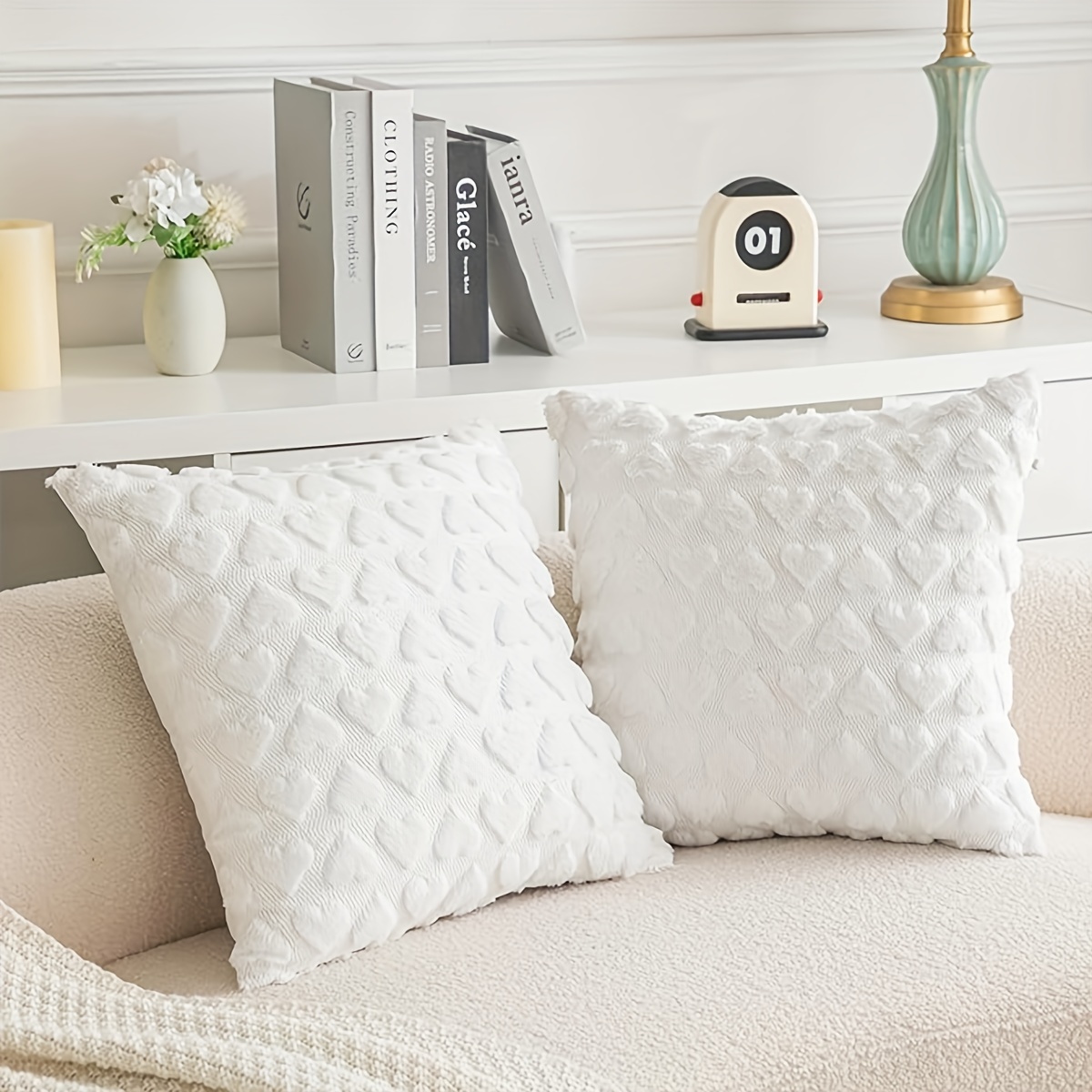 

2-pack White Plush Covers, 18x18 Inches Single-sided Fleece, No Insert, Contemporary Style, Machine Washable, Zipper Closure, , Woven Polyester Cushion Cases For Sofa And Bed Decor