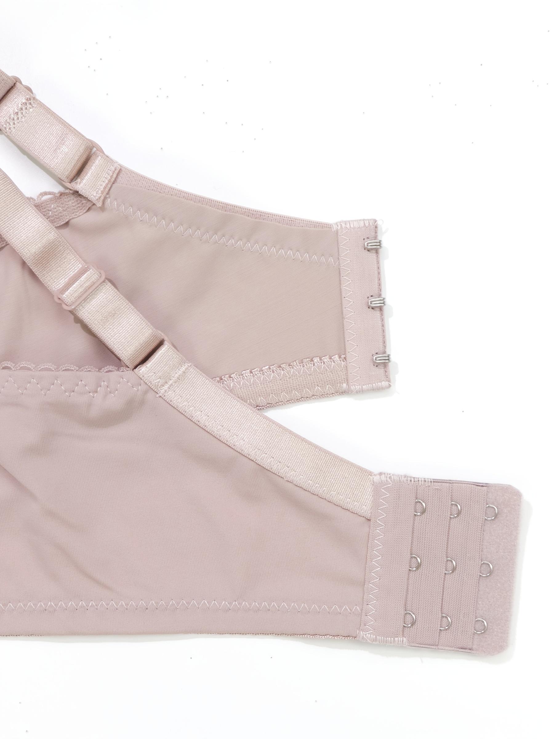 [Floral Lingerie] Elegant Plus-Size Women's White Lace Bra - Sexy Floral Cut-Out Design, Ultra-Thin Breathable Fabric with Underwire Support, Hand Washable