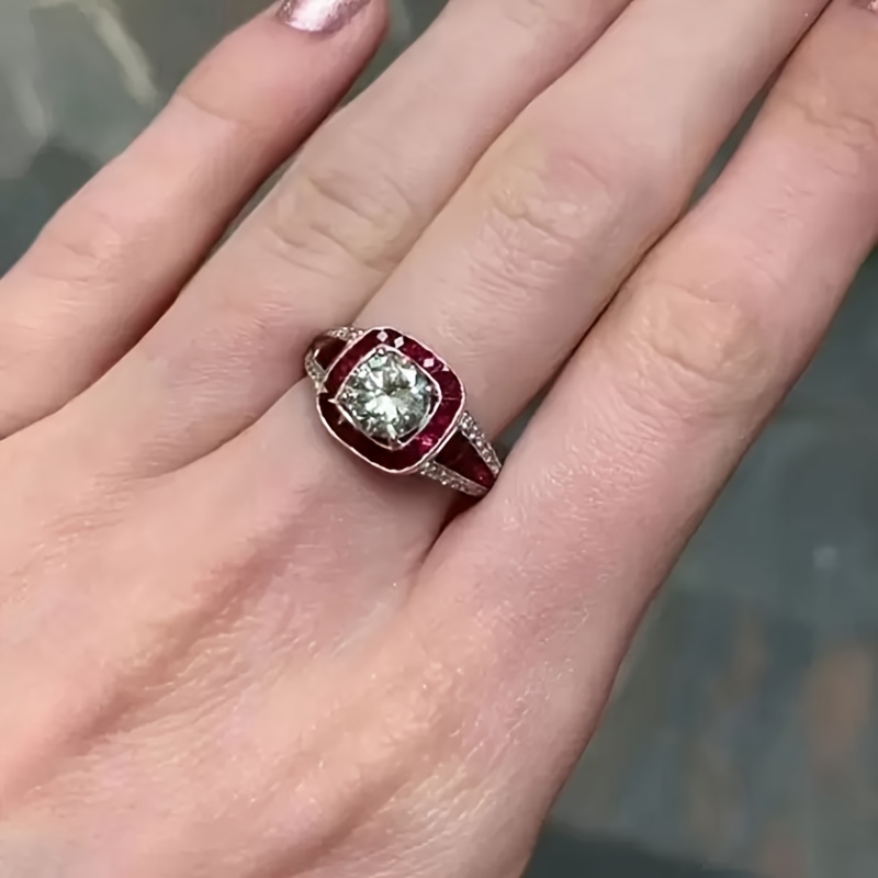 Luxury Red Zirconia Anniversary Rings for Women, Vintage Style