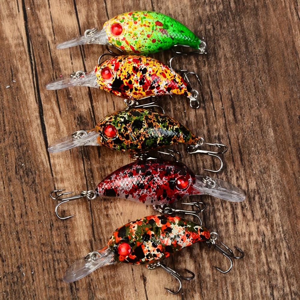 deep diving fishing lures 800 Series Reef Runner Hammered Deep Diver Toasty Chrome