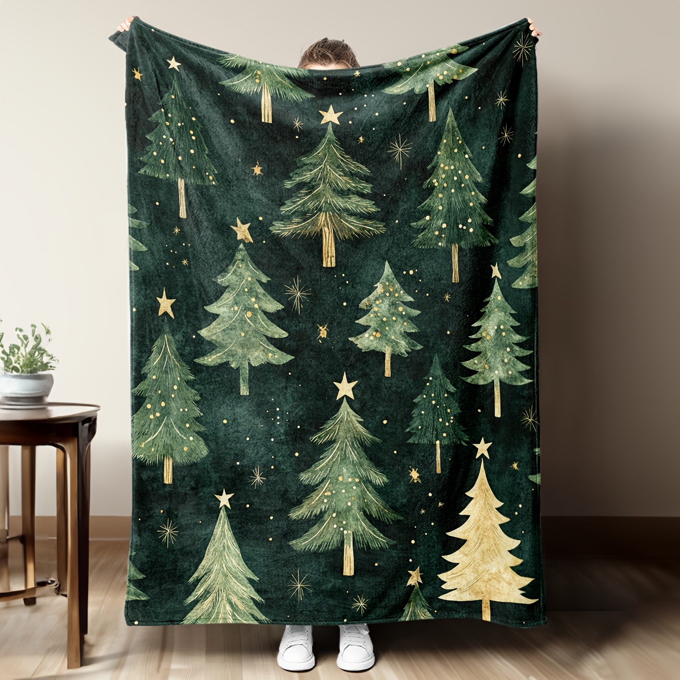 

1pc Flannel Fleece Throw Blanket, Green Christmas Tree Print, Soft Warm Comfort For Sofa Bed Office, , Machine Washable, Cartoon Style, , , Polyester Cover, , Knitted Fabric, 200-250g Square