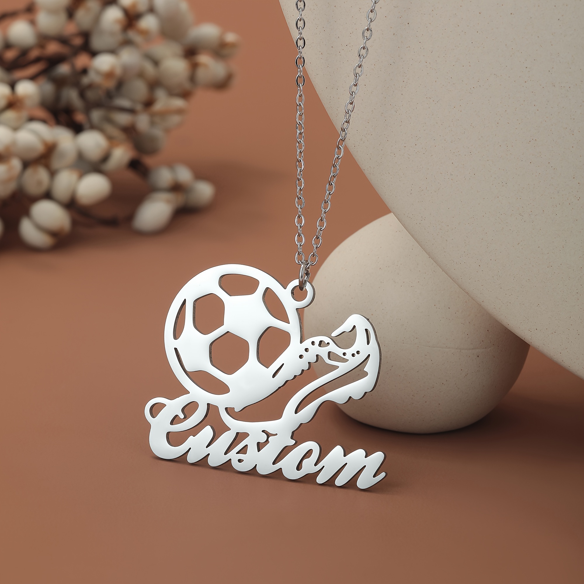 

1pc Custom Soccer & Ball Pendant Necklace - Personalized Stainless Steel Chain For Men, Ideal Birthday Gift For Sports Enthusiasts, Soccer Accessories