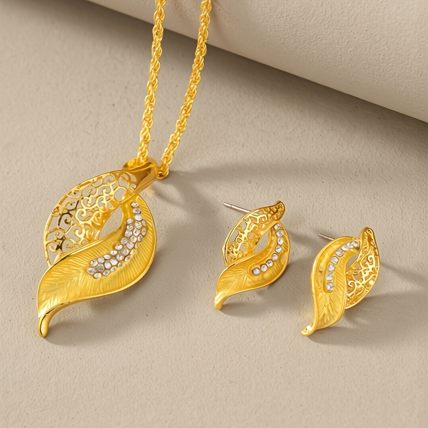 Leaf-shaped Necklace And Earrings Jewelry Set