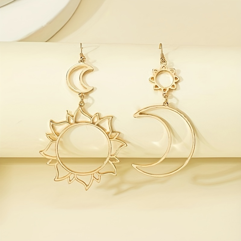TEMU A Pair Of Vintage Creative Sun God And Moon God Asymmetrical Earrings
