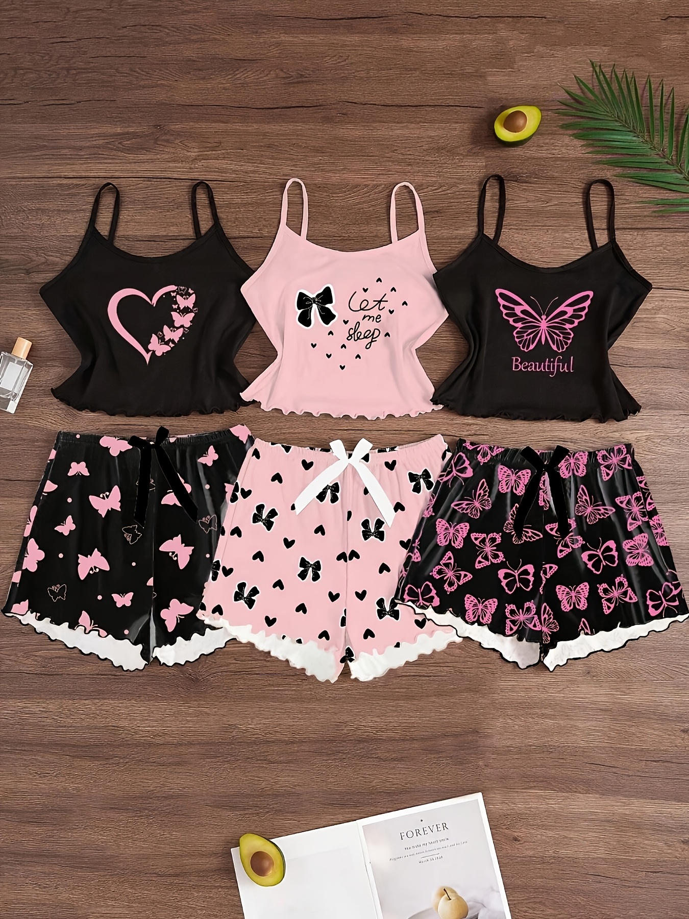 Artikelbild 3-teiliges pyjama-set mit cartoon-aufdruck, bestehend aus trägeroberteil shorts, mit gemütlichen eleganten details
