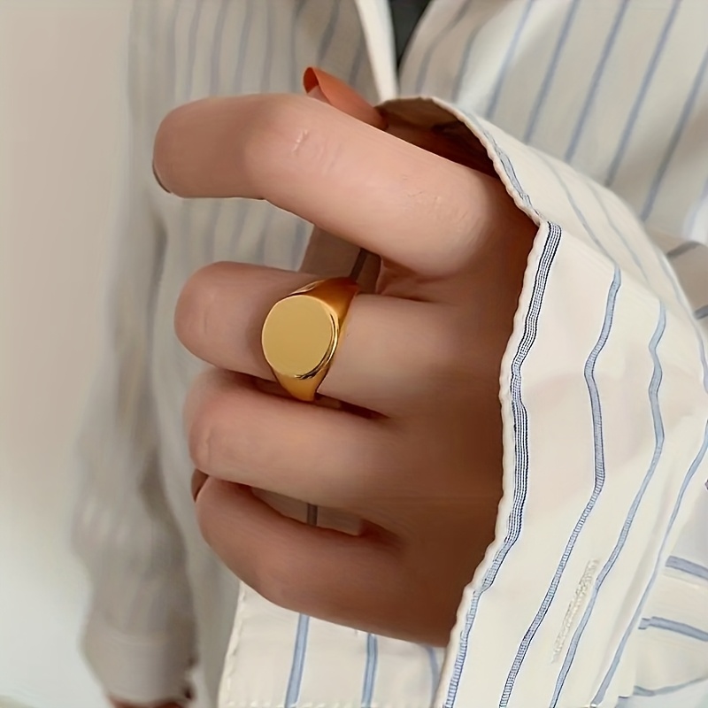 E-shop Ein Vintage -Stil geometrischer Rundring, schlicht elegant mit einzigartiger Persönlichkeit. Ein stilvolles Damen-Accessoire Geschenk aus 304