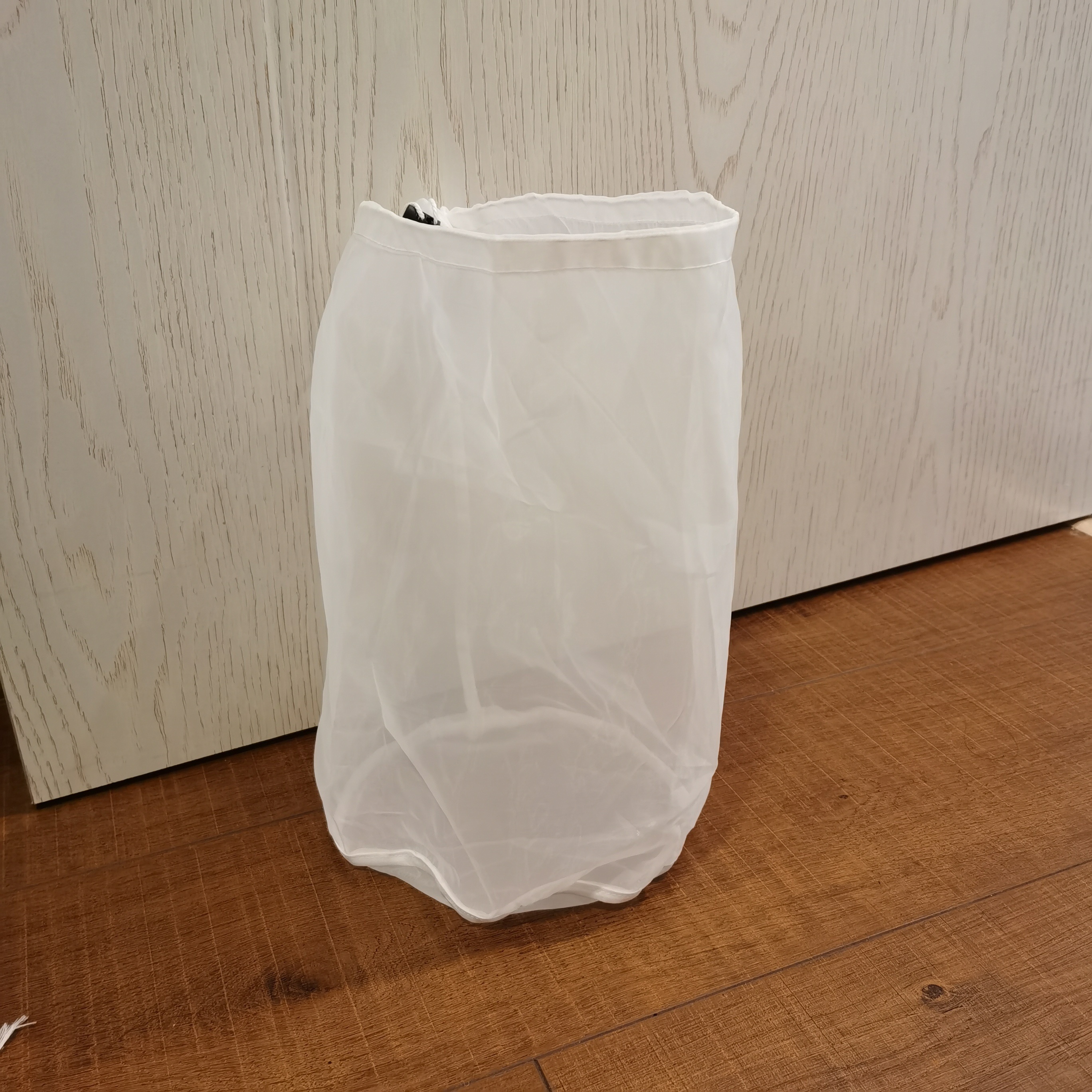 Image of Ibc Nylon Drawstring Water Filter Net - Ideal For Ventilated Bulk Buckets, Rainwater Collection, And Garden Irrigation, Aquarium Filter Accessory, Non-electric, Pa Material