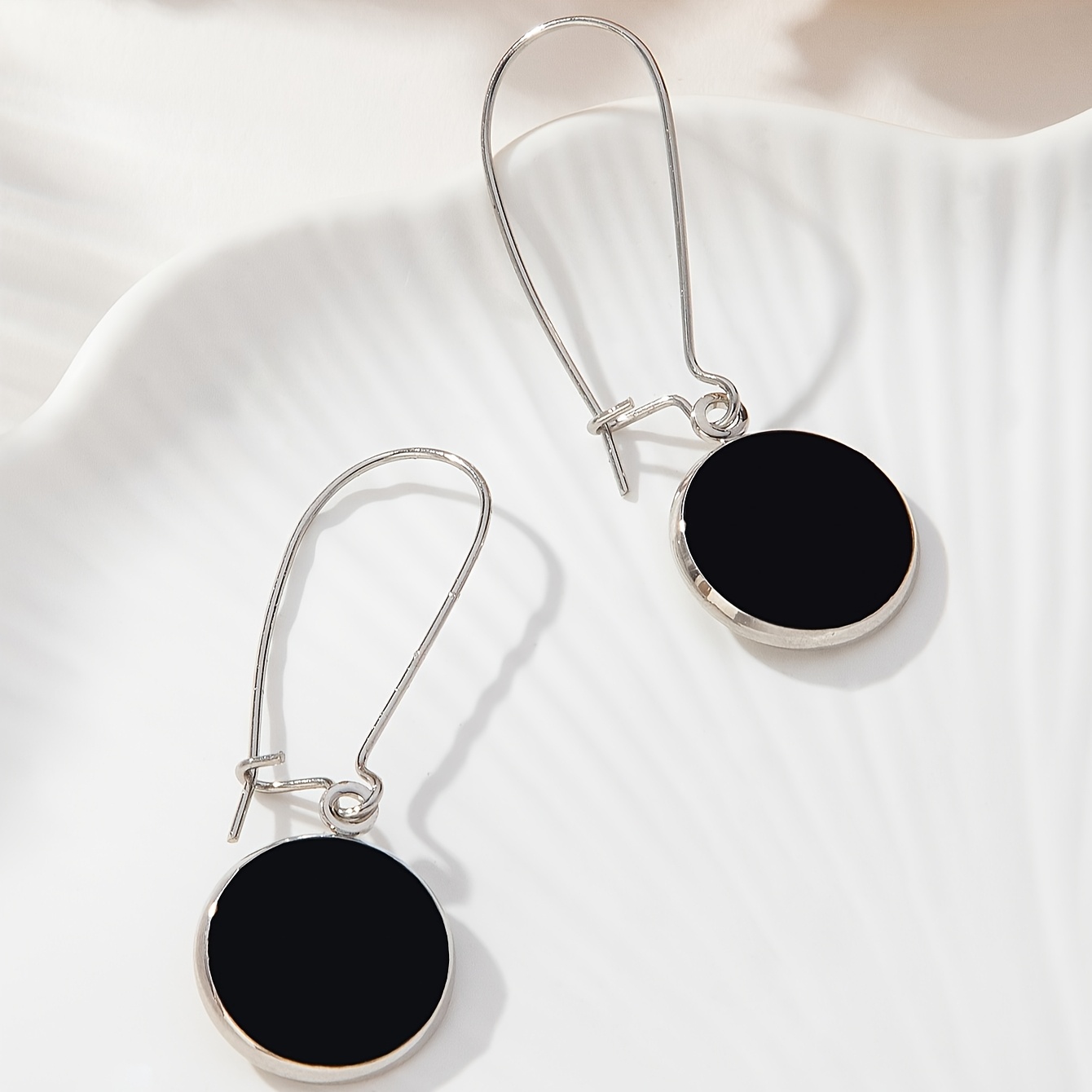TEMU Pendientes de verdes y negros, elegantes y sencillos, estilo que añade un encanto único al uso diario y con