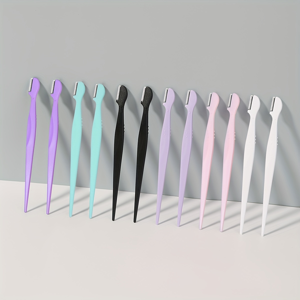 Image of 12pcs Stainless Steel Safety Razor Set With Protective Cover, Anti-scratch Design, Eyebrow Trimming Razor In 6 Colors, Beauty Tool