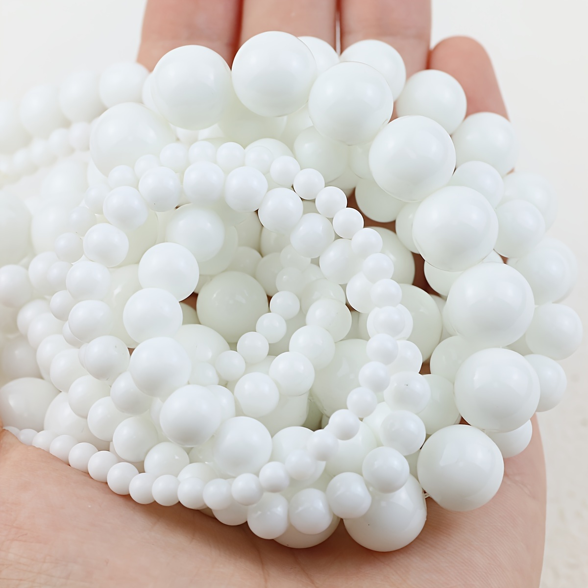 E-shop 4-12mm Glänzende Weiße Achatperlen – Glatte Runde Bohrsteine für DIY-Schmuckherstellung, Armbänder Halsketten Ohrringe, Langlebige