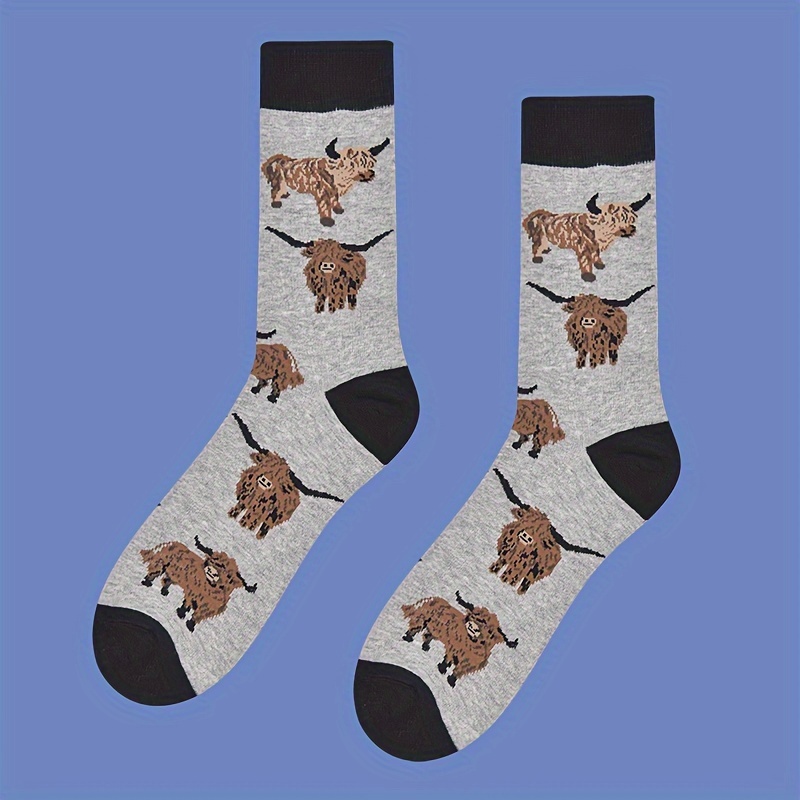 

1 Pair Of Unisex Cotton Blend Fashion Novelty Socks, Funny Animal Patterned Men Women Gift Socks, For Outdoor Wearing & All Seasons Wearing