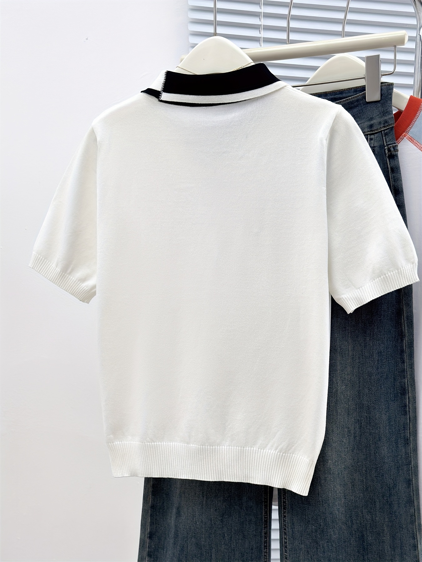 Women's Short Sleeve Tops - 2025 Fashion Crewneck Blouses For Casual Wear