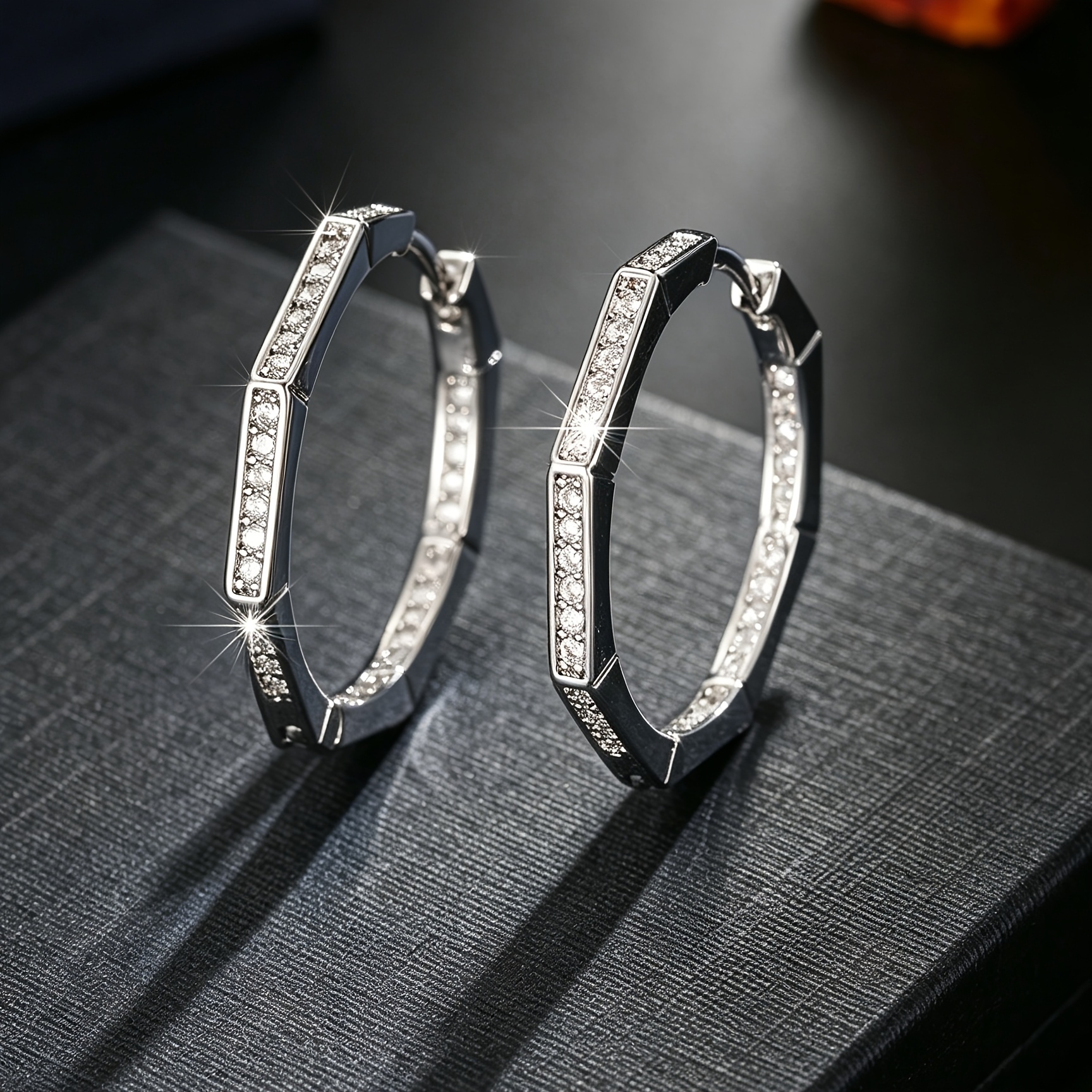 Women's Geometric Square Hoop Earrings, Light Luxury Design