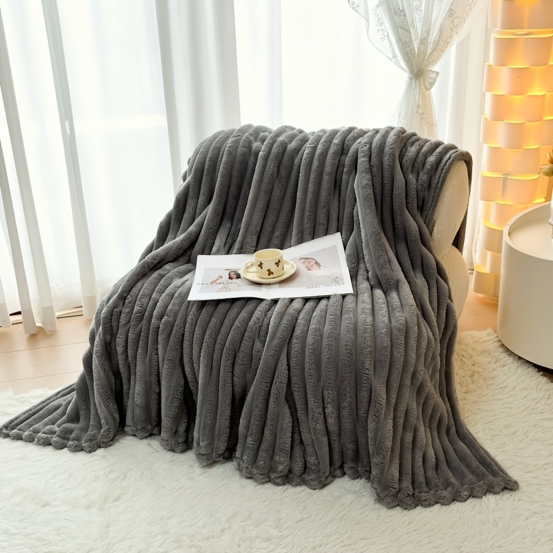 Thickened Blanket, Soft and Comfortable Faux Rabbit Hair